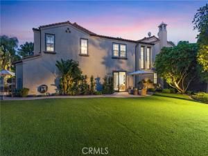 MLS #OC25121808 image #0