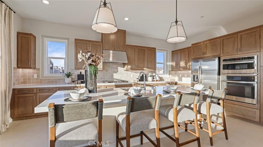 MLS #OC25124120 image #0