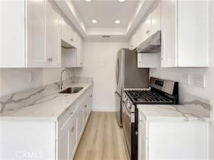 MLS #OC25124887 image #0