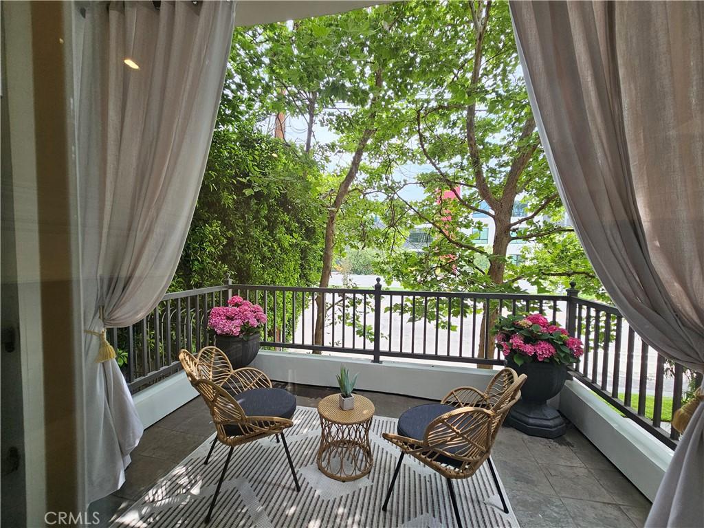 MLS #OC25125798 image #0