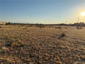Central Apple Valley CA 92308 | MLS #HD24235438 125 MLS #HD24235438 image #0