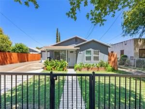 MLS #OC25129204 image #0