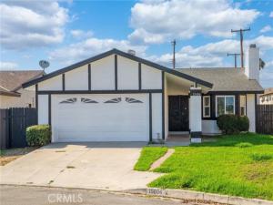 MLS #OC25133613 image #0