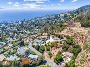 MLS #OC25134626 image #0