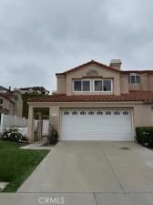 MLS #OC25135022 image #0