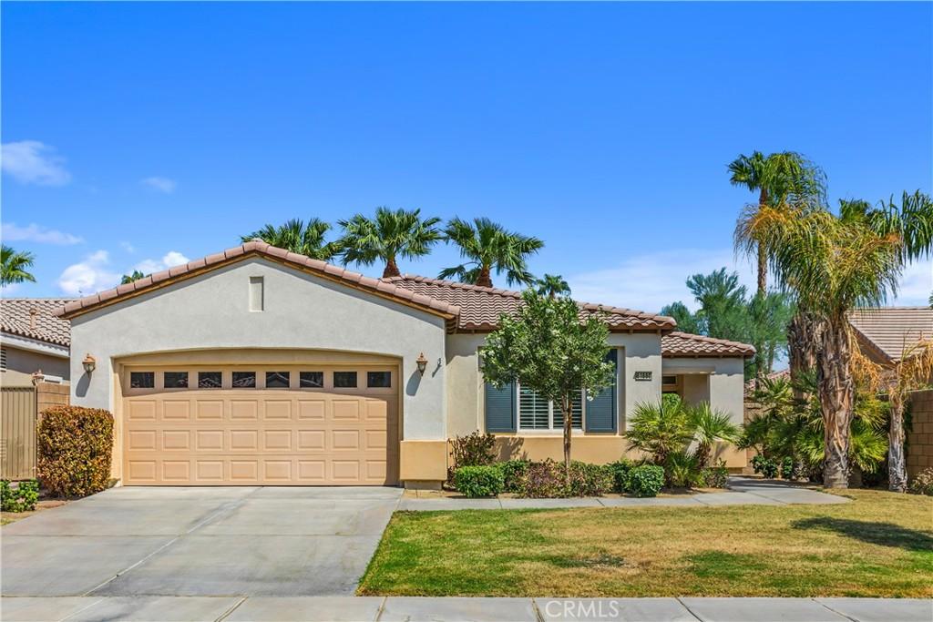 MLS #OC25136067 image #0