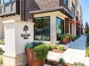 MLS #OC25136866 image #0