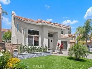 MLS #OC25137059 image #0