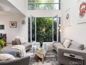 MLS #OC25137522 image #0