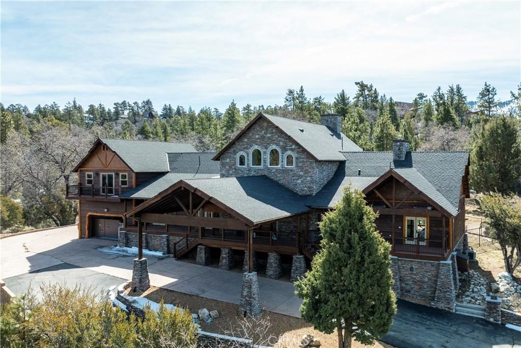 MLS #OC25141814 image #0