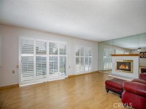 MLS #OC25142799 image #0