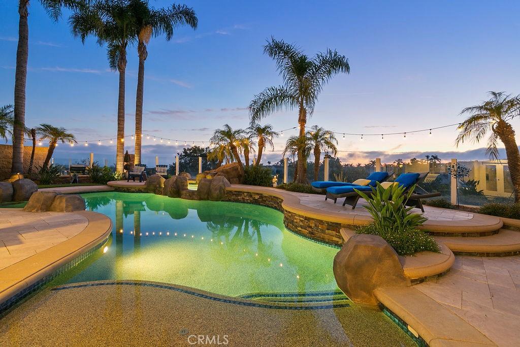 MLS #OC25142823 image #0