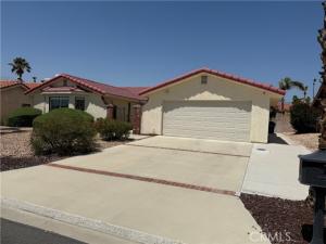 MLS #OC25145951 image #0