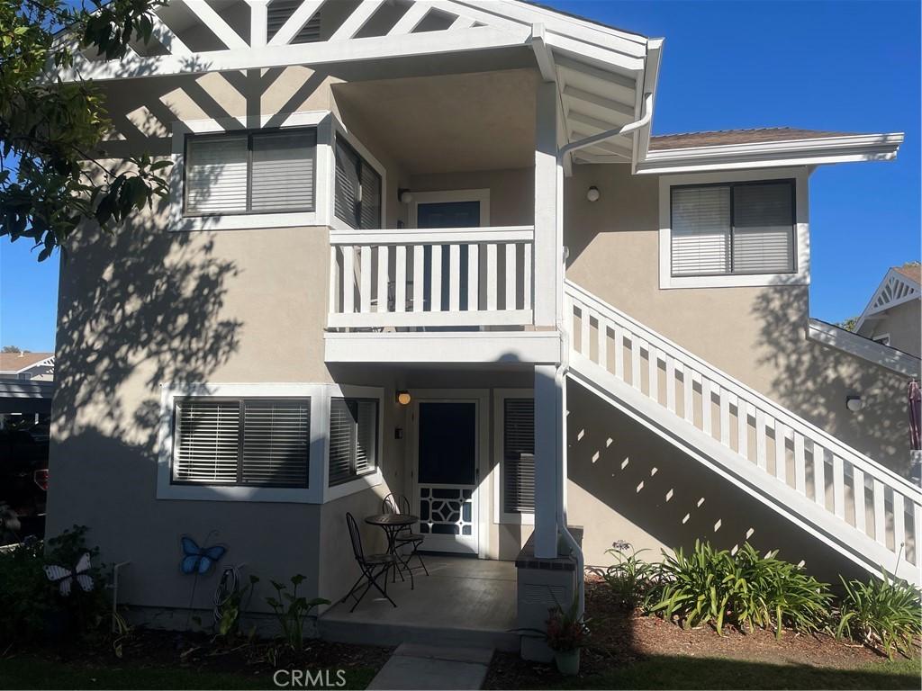 MLS #OC25146810 image #0