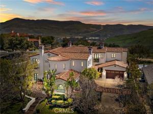 MLS #OC25146917 image #0