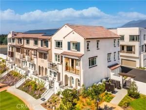 MLS #OC25147581 image #0