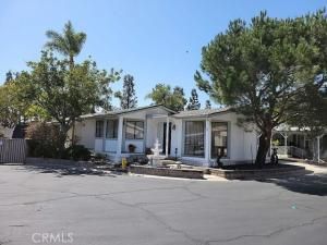 MLS #OC25147639 image #0