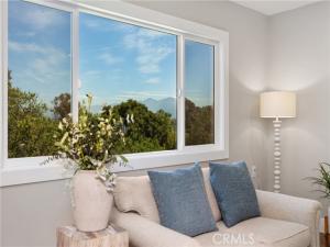 MLS #OC25148491 image #0