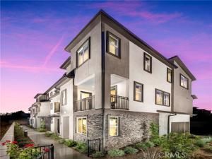 MLS #OC25149283 image #0