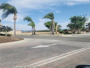 MLS #OC25139429 image #0