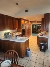 MLS #OC25150746 img 0