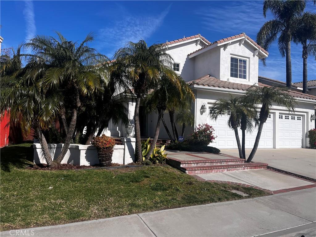 MLS #OC25151241 image #0