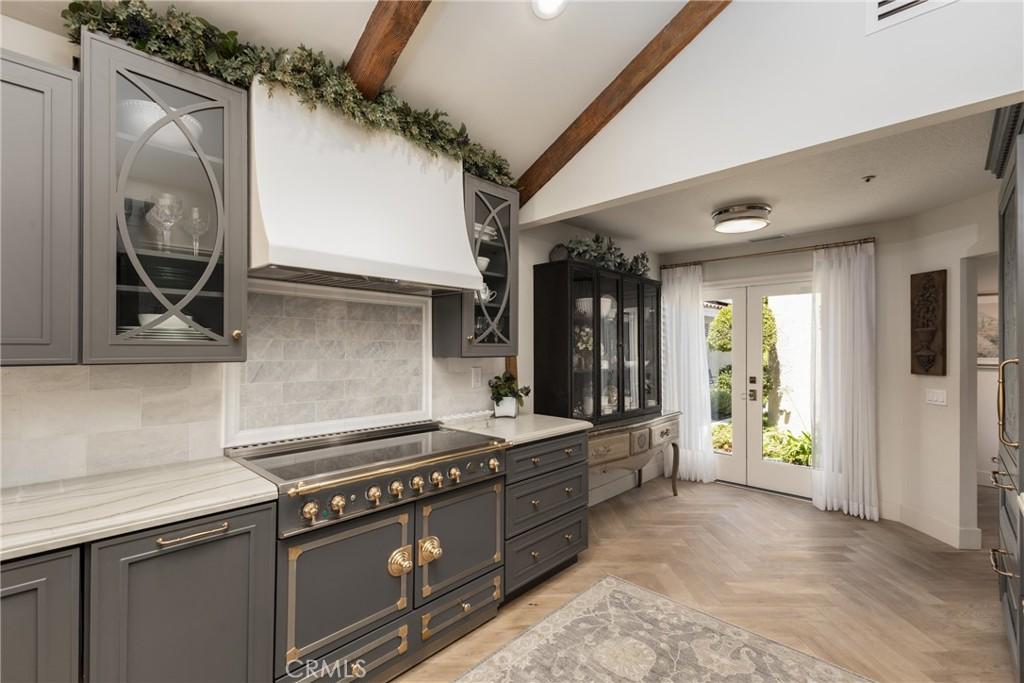 MLS #OC25151438 img 0