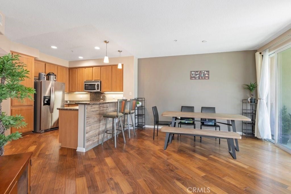 MLS #OC25152553 image #0