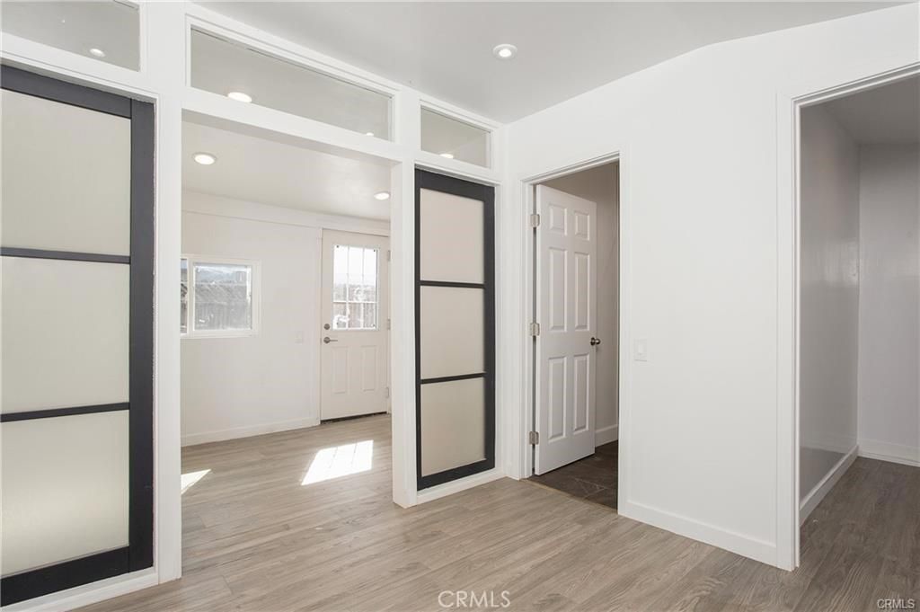 MLS #OC25152860 img 0