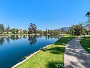 MLS #OC25153263 image #0