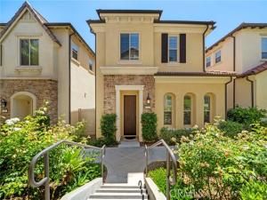 MLS #OC25153993 image #0