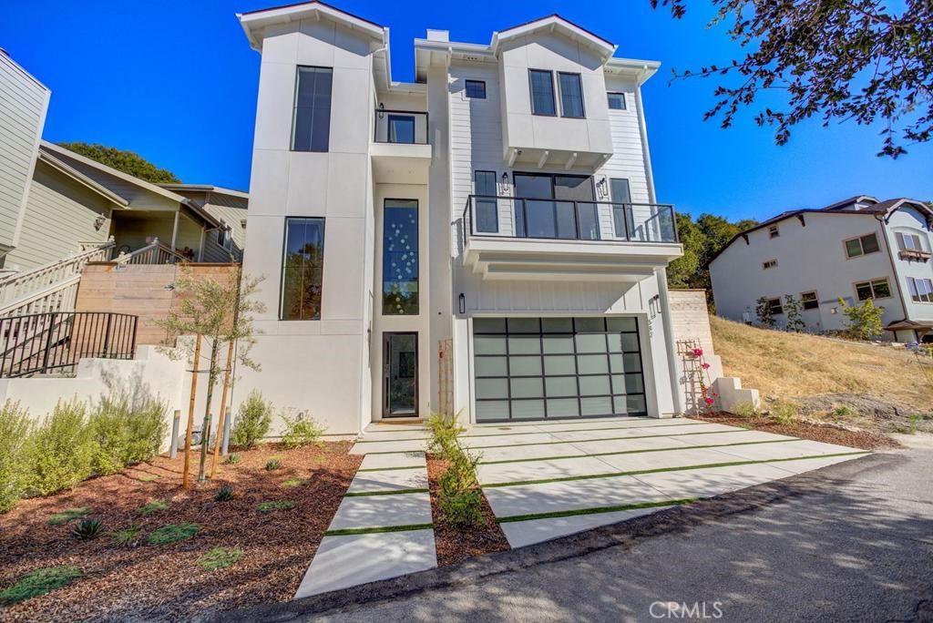 MLS #OC25154451 image #0