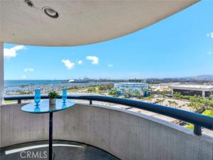 MLS #OC25155075 image #0