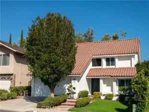 MLS #OC25155625 image #0