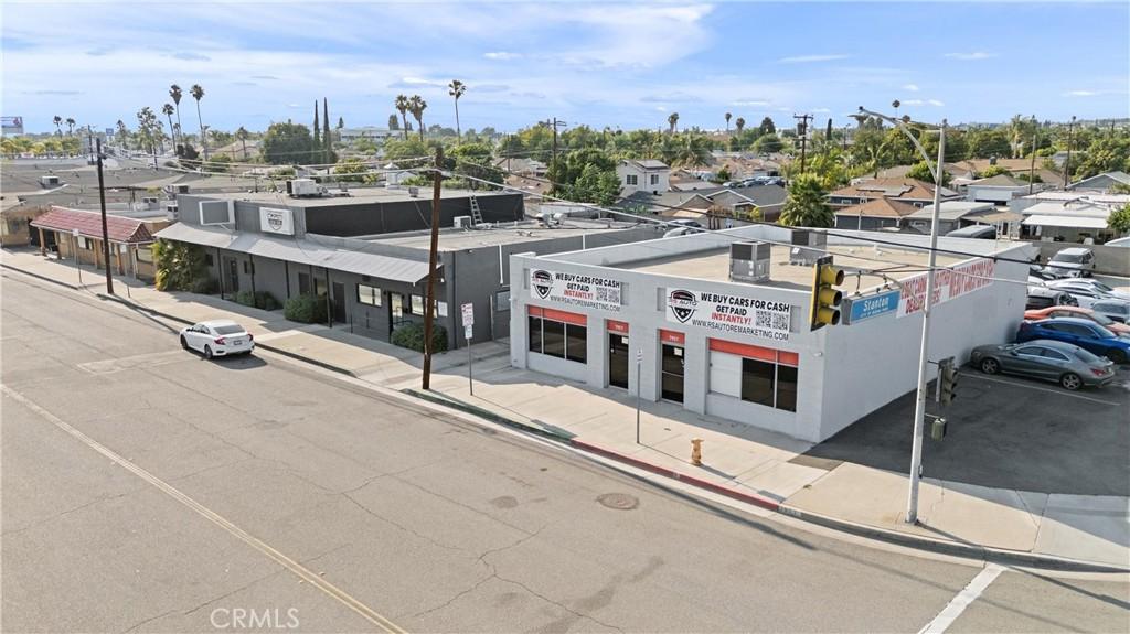 MLS #OC25156334 image #0