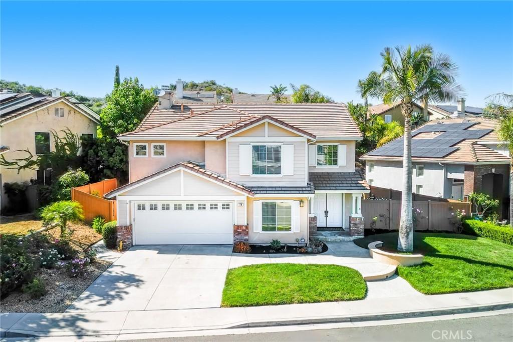 MLS #OC25156927 img 0