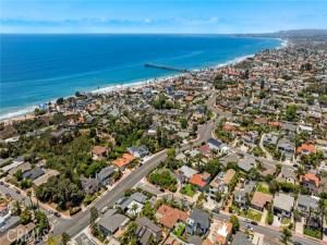 MLS #OC25157512 image #0