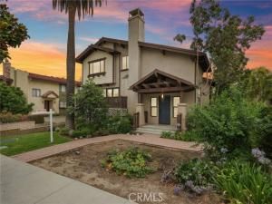 MLS #OC25158032 image #0