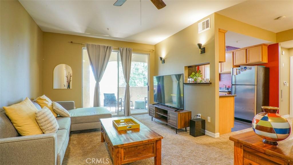 MLS #OC25159060 img 0