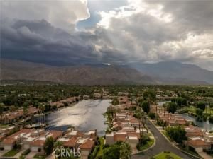 MLS #OC25159227 image #0