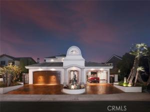 MLS #OC25161108 image #0