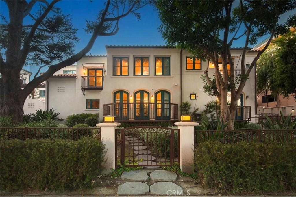 MLS #OC25161531 image #0