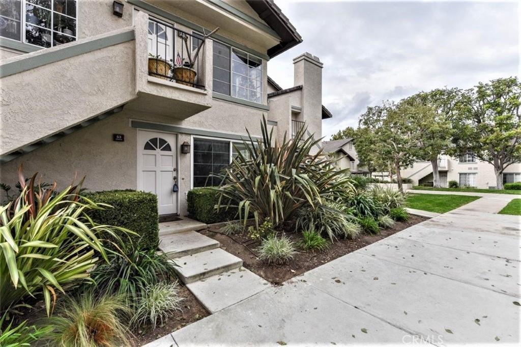 MLS #OC25162010 image #0