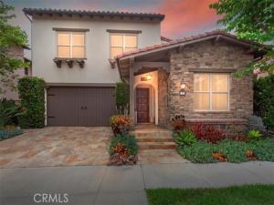 MLS #OC25162085 image #0