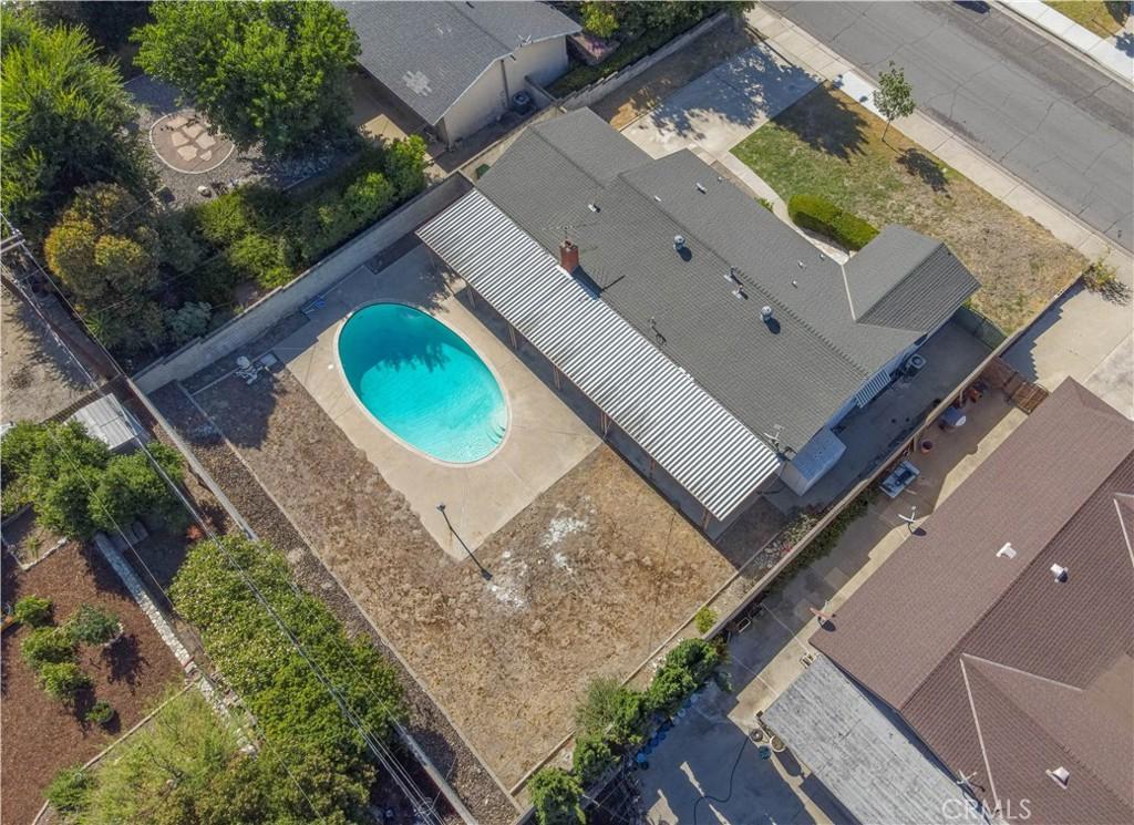 MLS #OC25162485 img 0