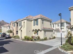 MLS #OC25162651 image #0