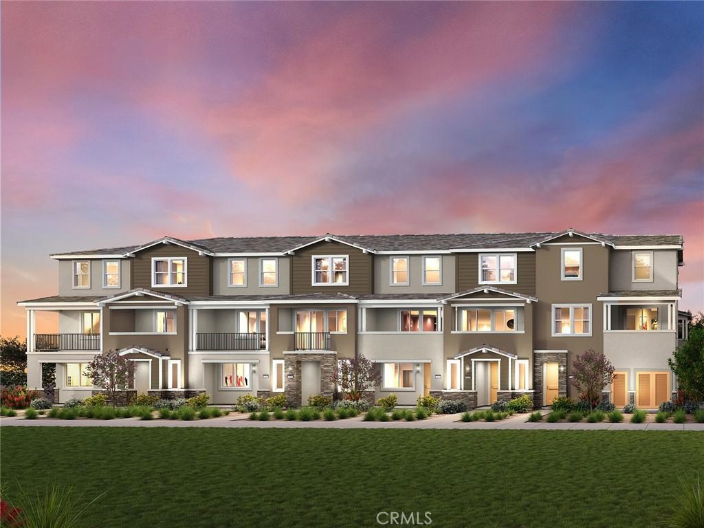 MLS #OC25163017 image #0