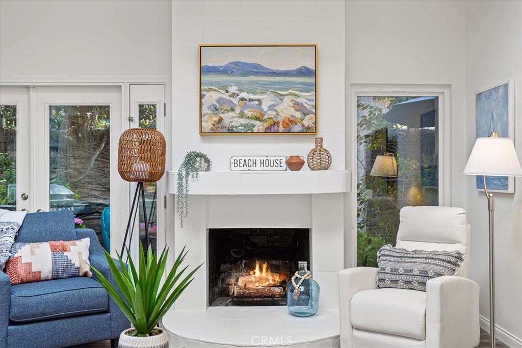 MLS #OC25163062 image #0