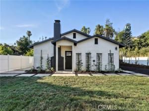 MLS #OC25164989 image #0