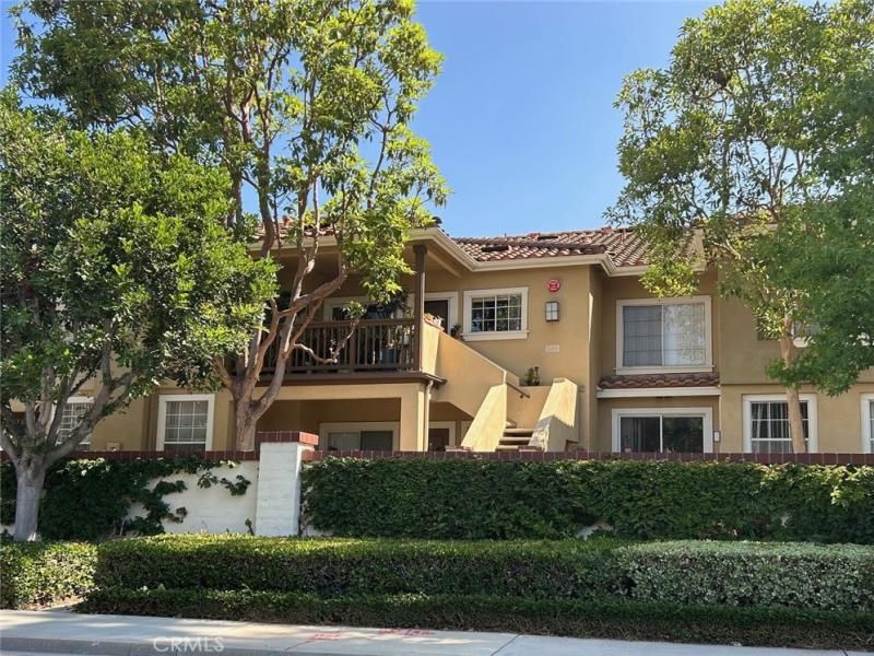 MLS #OC25165777 image #0